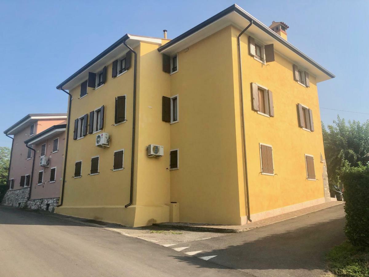 Apartment Rosa Bourbon Lazise Ngoại thất bức ảnh